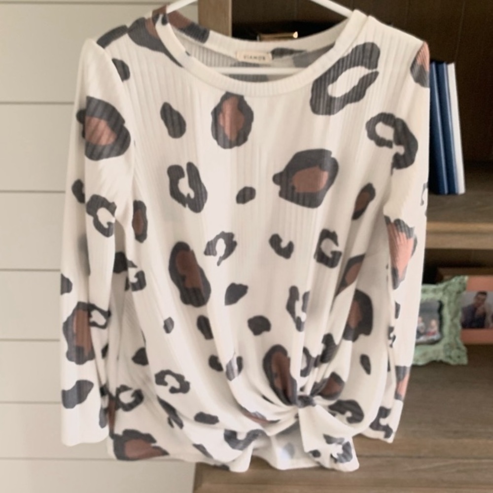 Cheetah Long Sleeve with Twist
